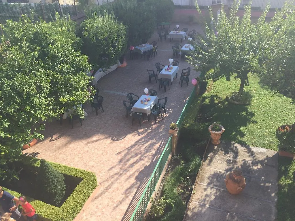 Villa Preziosa Portici 0*,